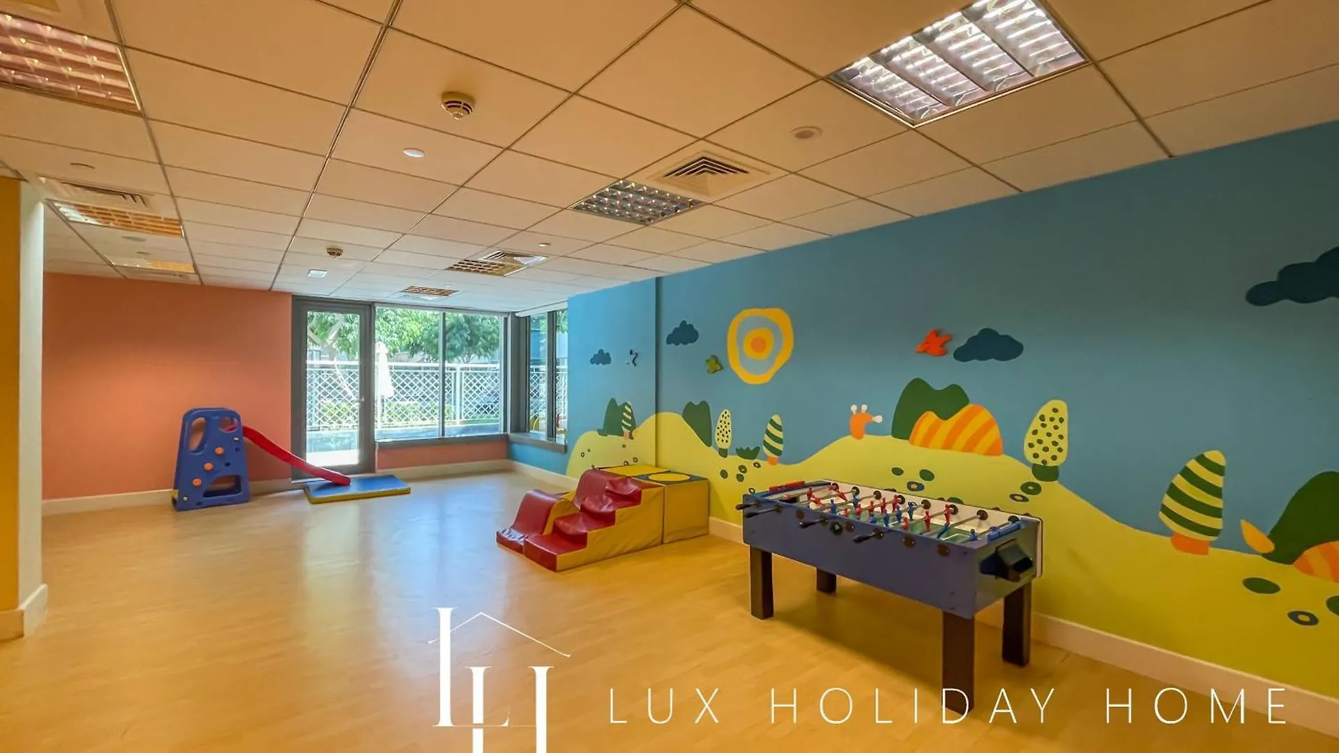 Lux The Fountain View Suite Dubai Apartment