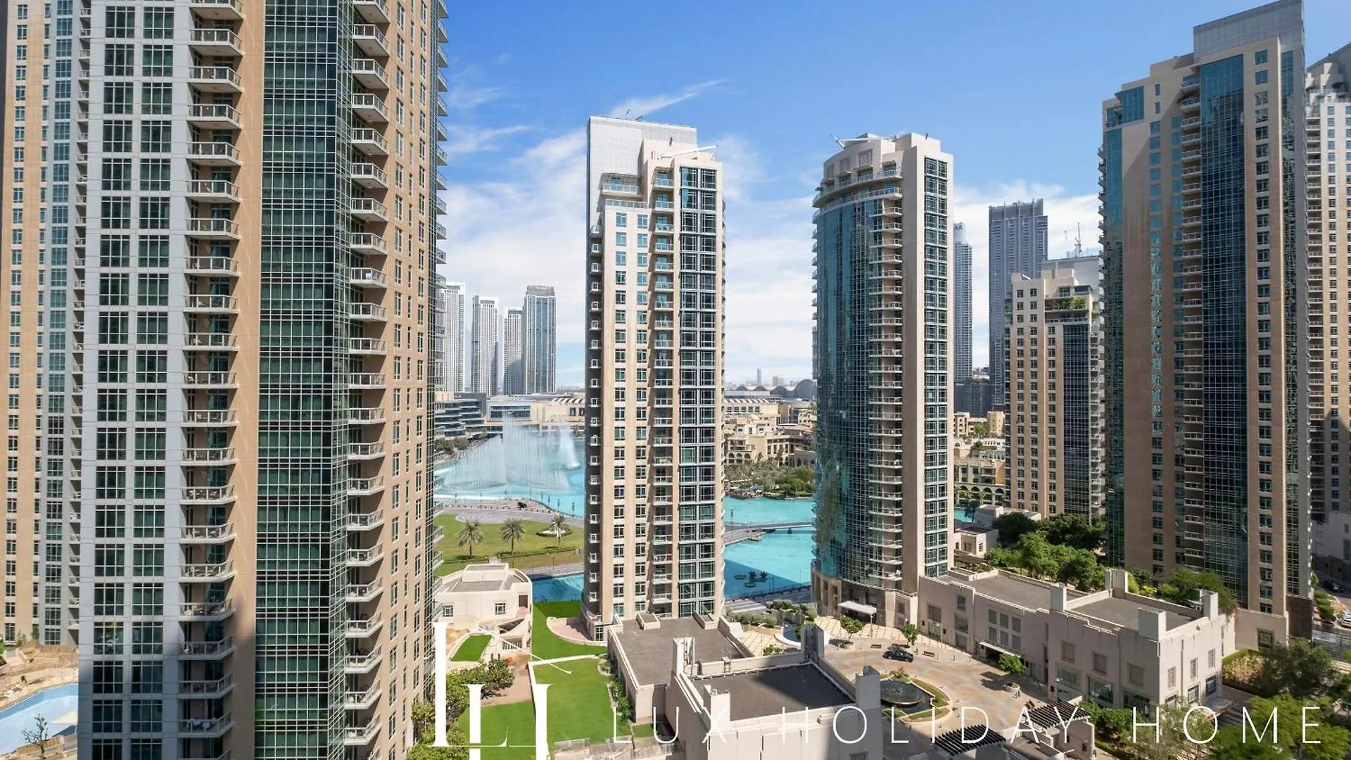 Lux The Fountain View Suite Dubai 0*,